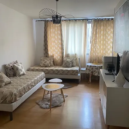Cosy Wagram Paryż